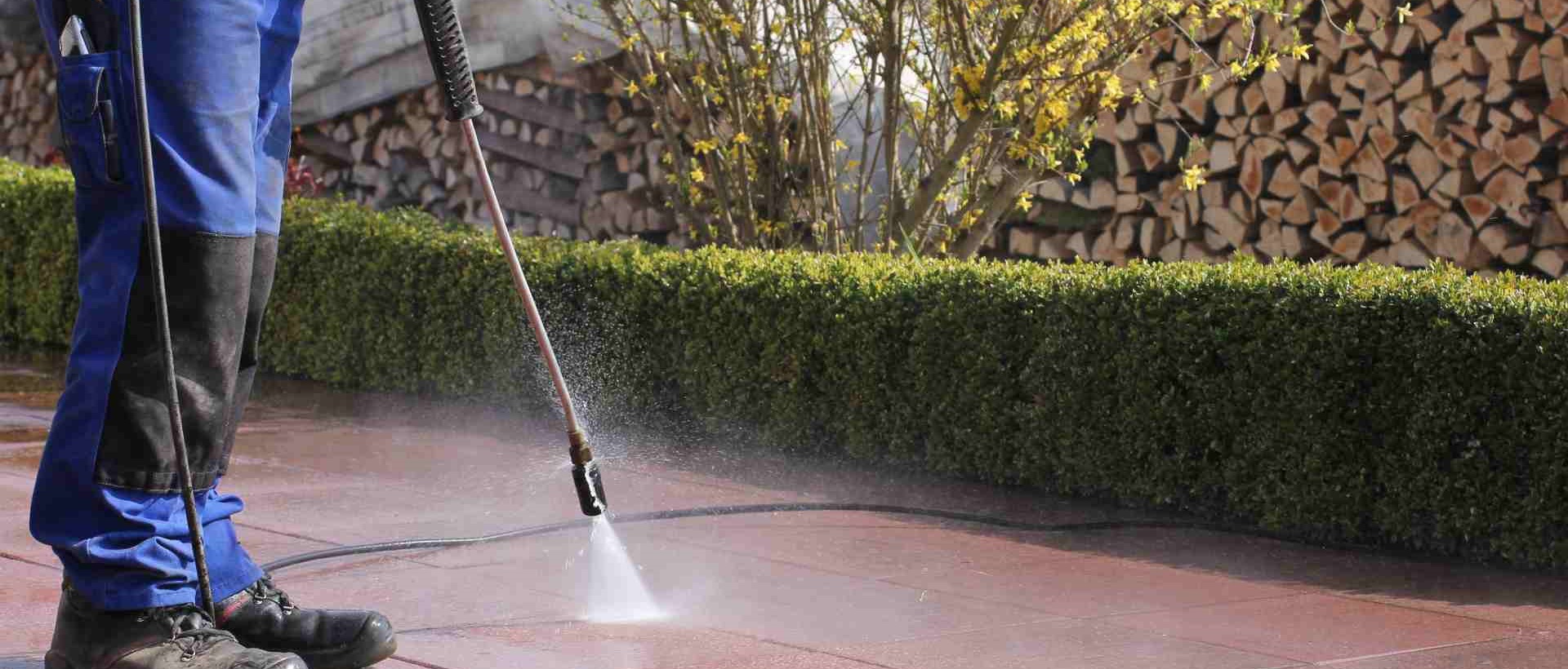 garden maintenance SW17
